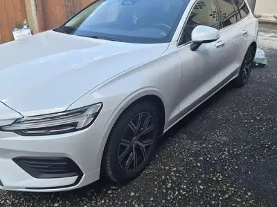 Usata Volvo V60 Core 197 CV (144 kW) 2023 Station wagon