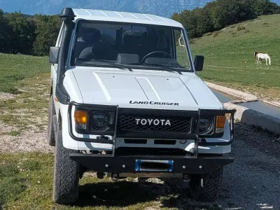 Usata Toyota Land Cruiser 86 CV (63 kW) 1989 Bianco SUV