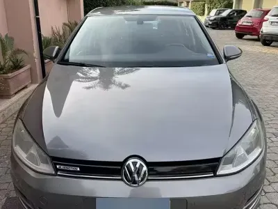 Usata VW Golf VII Highline 110 CV (80 kW) 2016 Grigio Berlina