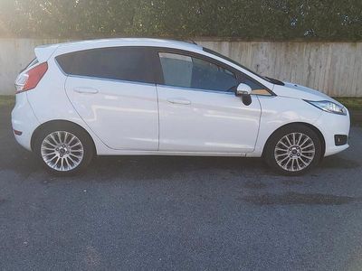 Usata Ford Fiesta Titanium 2016 Bianco Berlina