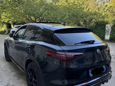 Brugt Alfa Romeo Stelvio Veloce 209 HK (153 kW) 2021 Sort SUV