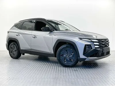 Nuova Hyundai Tucson 150 CV (110 kW) 2026 Shimmering silver metallic SUV