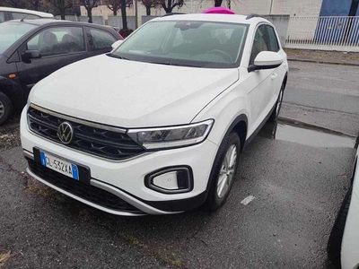 Usata VW T-Roc Life 116 CV (85 kW) 2022 Bianco SUV