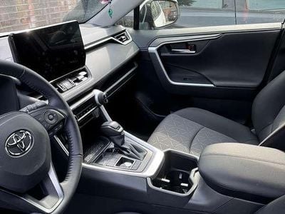 Usata Toyota RAV4 Hybrid Active 178 CV (130 kW) 2024 Bianco SUV