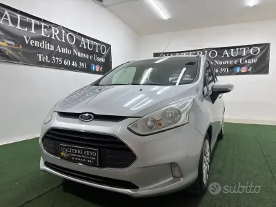 Usata Ford B-MAX Titanium 75 CV (55 kW) 2015 Grigio Monovolume