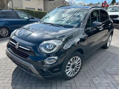 Käytetty Fiat 1600 120 HP (88 kW) 2019 Musta Farmari