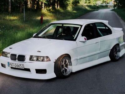 usata BMW 328 E36