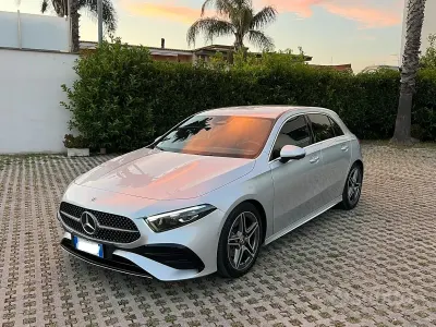 Usata Mercedes A180 Premium 116 CV (85 kW) 2023 Grigio Berlina
