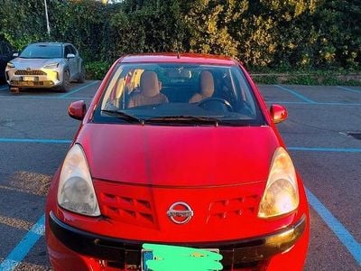 Usata Nissan Pixo 68 CV (50 kW) 2010 Rosso Utilitaria