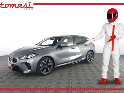 Usata BMW 118 M Sport 150 CV (110 kW) 2025 Skyscraper grey Utilitaria