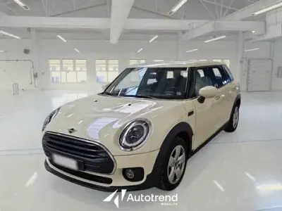 Usata Mini One Clubman Business 116 CV (85 kW) 2021 Beige Station wagon