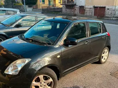 Usata Suzuki Swift 92 CV (67 kW) 2007 Nero Utilitaria