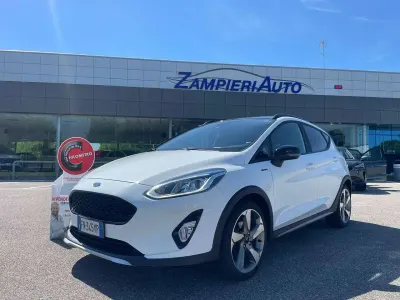 Usata Ford Fiesta Active 86 CV (63 kW) 2018 Bianco Utilitaria