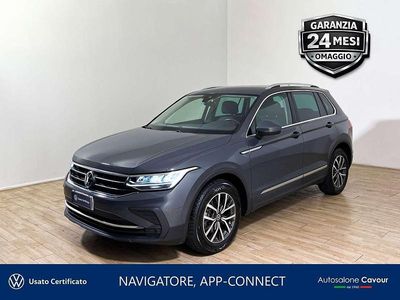 Usata VW Tiguan Life 150 CV (110 kW) 2023 Dolphin grey SUV