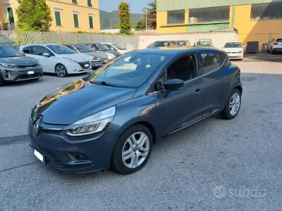 Usata Renault Clio IV 75 CV (55 kW) 2018 Grigio Berlina