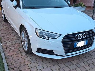 Usata Audi A3 Business 110 CV (80 kW) 2016 Bianco Berlina