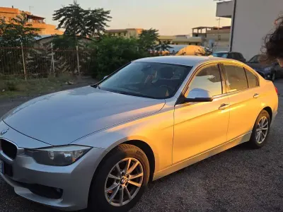 Usata BMW 316 116 CV (85 kW) 2012 Grigio Berlina
