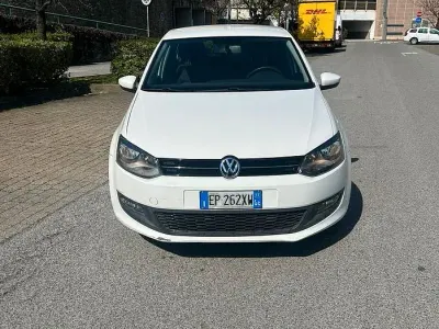 Usata VW Polo Comfortline 75 CV (55 kW) 2013 Bianco Utilitaria