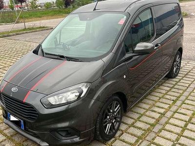 Usata Ford Transit Courier Trend 101 CV (74 kW) 2022 Grigio Furgone