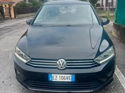 Usata VW Golf Sportsvan 110 CV (80 kW) 2015 Nero Monovolume