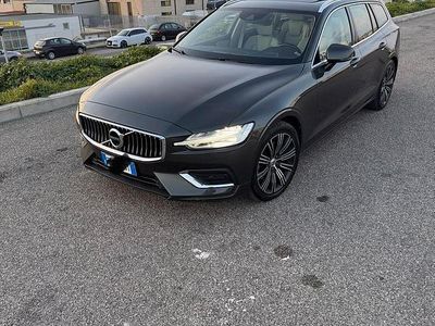 Usata Volvo V60 Inscription 190 CV (139 kW) 2018 Grigio Station wagon