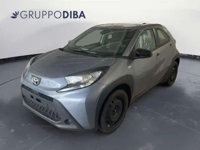 Nouă Toyota Aygo X Active 72 CP (52 kW) 2025 Gri SUV