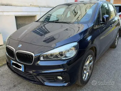 Usata BMW 214 Active Tourer Advantage 95 CV (69 kW) 2016 Bluazzurro Monovolume