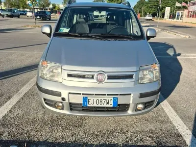 Usata Fiat Panda 75 CV (55 kW) 2011 Grigio Utilitaria