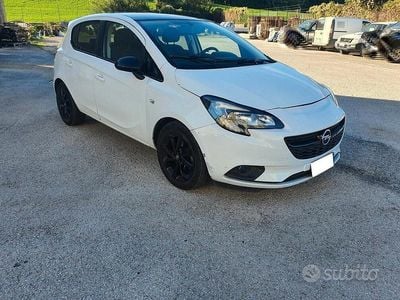 Usata Opel Corsa 90 CV (66 kW) 2017 Bianco Berlina