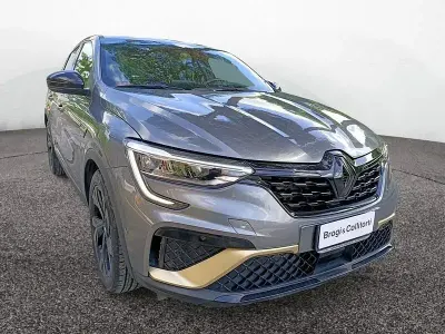 Usata Renault Arkana Engineered 143 CV (105 kW) 2023 Grigio scuro SUV
