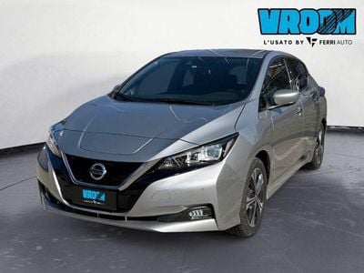 Usata Nissan Leaf Tekna 89 kW (122 CV) 2022 Grigio Utilitaria