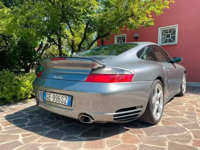Usata Porsche 996 Turbo 420 CV (308 kW) 2021 Grigio Coupé