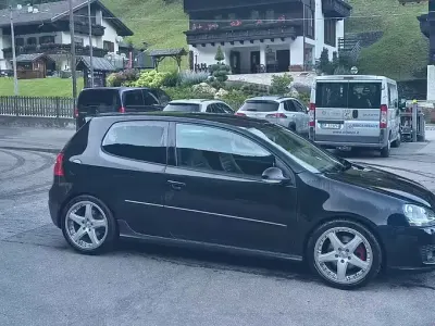 Usata VW Golf IV GTI 200 CV (147 kW) 2005 Nero Berlina