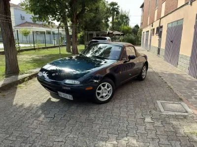 Usata Mazda MX5 90 CV (66 kW) 1996 Blu/azzurro Cabrio