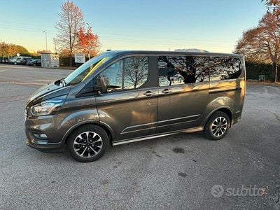 Ford Tourneo Custom