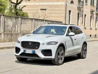 Begagnad Jaguar F-Pace Supercharged 551 HK (405 kW) 2019 Vit SUV