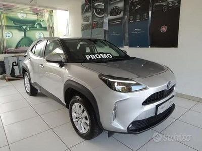 Usata Toyota Yaris Cross Business Edition 92 CV (67 kW) 2021 Grigio SUV