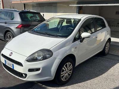 Usata Fiat Grande Punto 77 CV (56 kW) 2014 Bianco Utilitaria