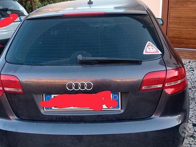 Gebraucht Audi A3 105 PS (77 kW) 2010 Grau Kleinwagen