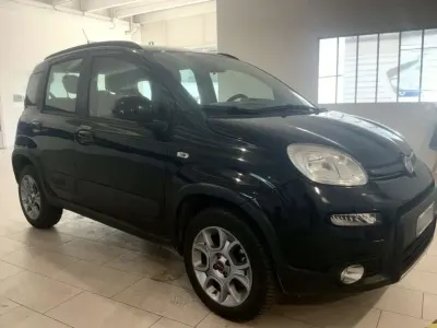 Usata Fiat Panda 4x4 86 CV (63 kW) 2015 Nero Utilitaria