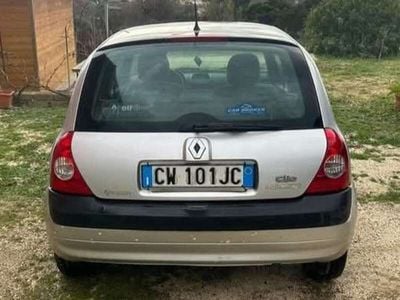 Renault Clio II