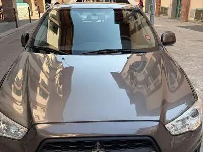 Usata Mitsubishi ASX 117 CV (86 kW) 2015 Marrone SUV