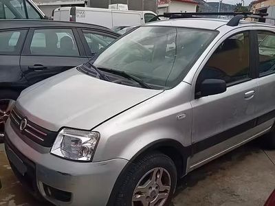 Usata Fiat Panda Climbing 60 CV (44 kW) 2009 Grigio Utilitaria