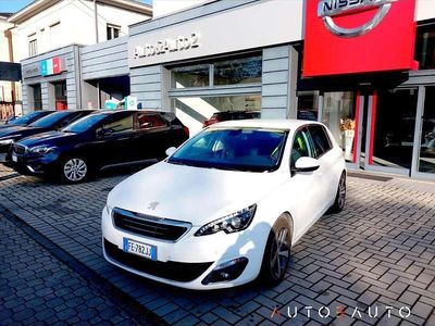 Bianco Usata 2016 Peugeot 308 Allure Berlina | 9950 € (Buon prezzo)