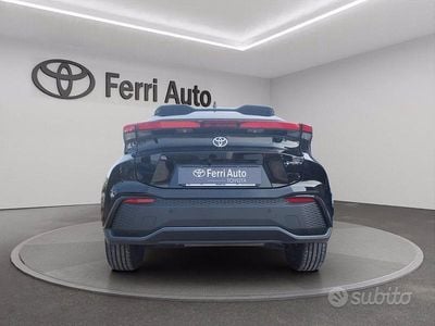Usata Toyota C-HR Lounge 223 CV (164 kW) 2024 Nero SUV