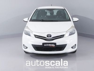 usata Toyota Yaris 1.0 5 porte Active usato