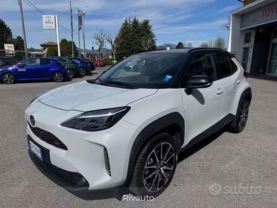 Usata Toyota Yaris Cross Sport 116 CV (85 kW) 2024 Grigio SUV