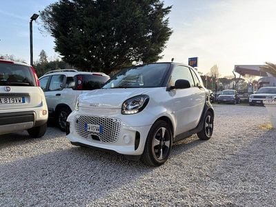 Usata Smart ForTwo Coupé 41 kW (56 CV) 2024 Bianco Utilitaria