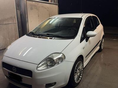 usata Fiat Grande Punto Grande Punto 1.9 MJT 130 CV 3 porte Sport