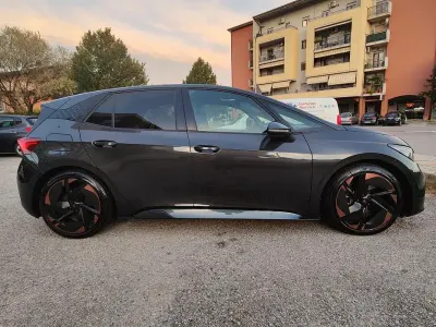 Usata Cupra Born e-Boost 69 kW (95 CV) 2022 Nero Utilitaria